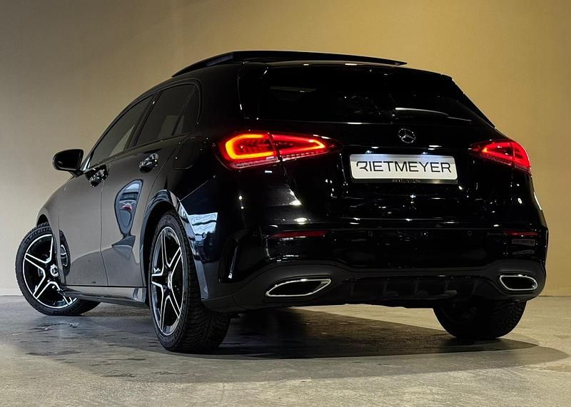 Occasion Mercedes A180 Business 136 PK (100 kW) 2022 Zwart Hatchback