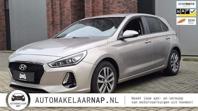 Grijs Gebruikt 2017 Hyundai i30 Edition Hatchback | € 11.695 (Eerlijke prijs) - Afbeelding 1/4