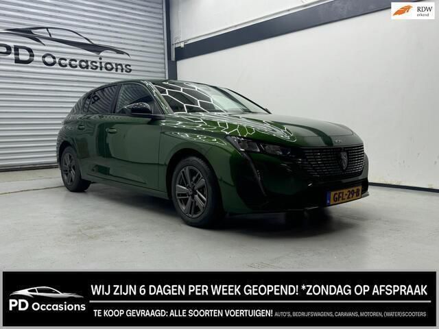 Groen, metallic lak Gebruikt 2024 Peugeot 308 Business-Line Hatchback | € 26.950 (Super prijs) - Afbeelding 1/4