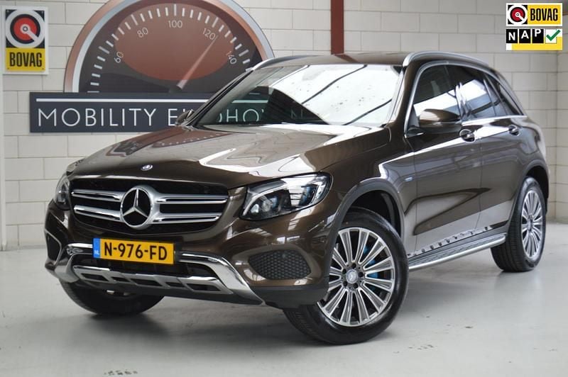 Bruin Gebruikt 2016 Mercedes GLC350 Ambition SUV | € 24.880 (Eerlijke prijs) - Afbeelding 1/4