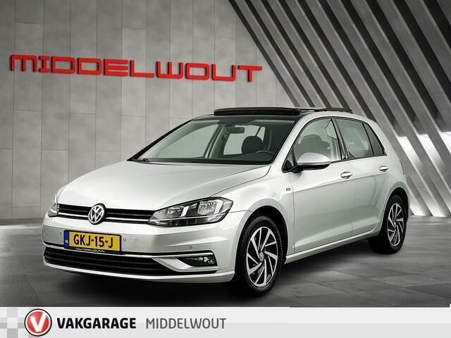 Grijs Gebruikt 2019 VW Golf VII Highline Hatchback | € 18.950 (Iets duurder) - Afbeelding 1/4
