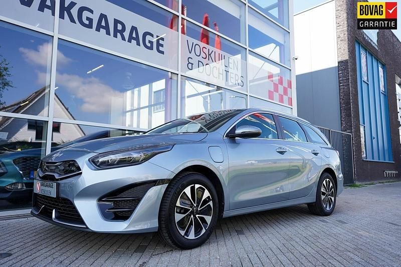 Blauw Gebruikt 2022 Kia Ceed Vision Hatchback | € 21.950 (Super prijs) - Afbeelding 1/4