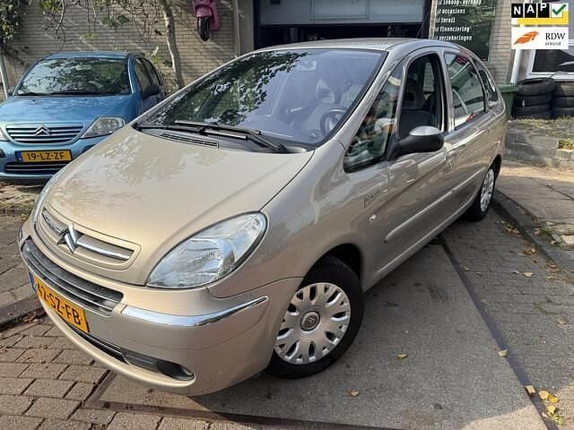 Beige Gebruikt 2006 Citroën Xsara Picasso MPV | € 1.499 (Eerlijke prijs) - Afbeelding 1/4