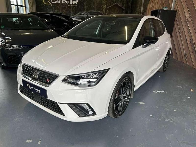 Wit Gebruikt 2021 Seat Ibiza FR Hatchback | € 19.500 (Eerlijke prijs) - Afbeelding 1/4