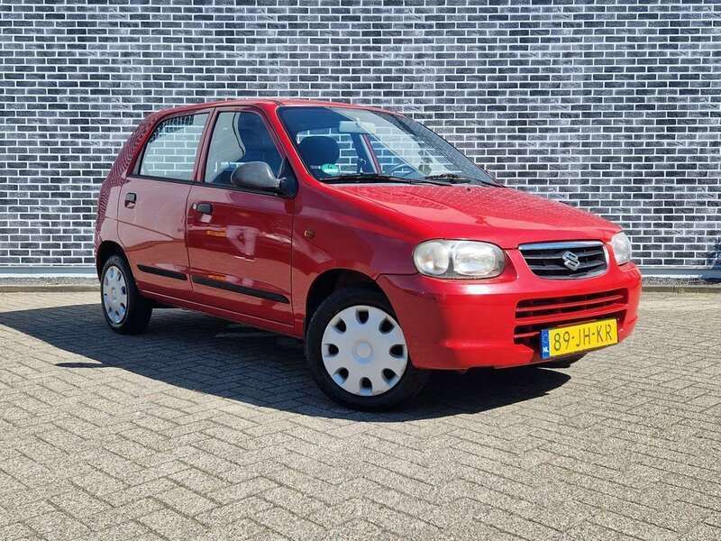 Rood Gebruikt 2002 Suzuki Alto GLS Hatchback | € 1.850 (Iets duurder) - Afbeelding 1/4