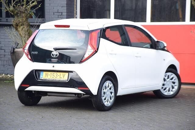 Occasion Toyota Aygo X-play 72 PK (52 kW) 2022 Wit Hatchback