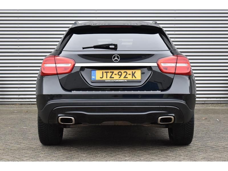 Occasion Mercedes GLA200 Urban 157 PK (115 kW) 2016 Zwart (metallic) SUV