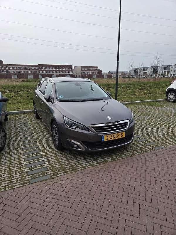Occasion 2015 Peugeot 308 SW Allure Stationwagen | € 6.000 (Super prijs) - Afbeelding 1/4