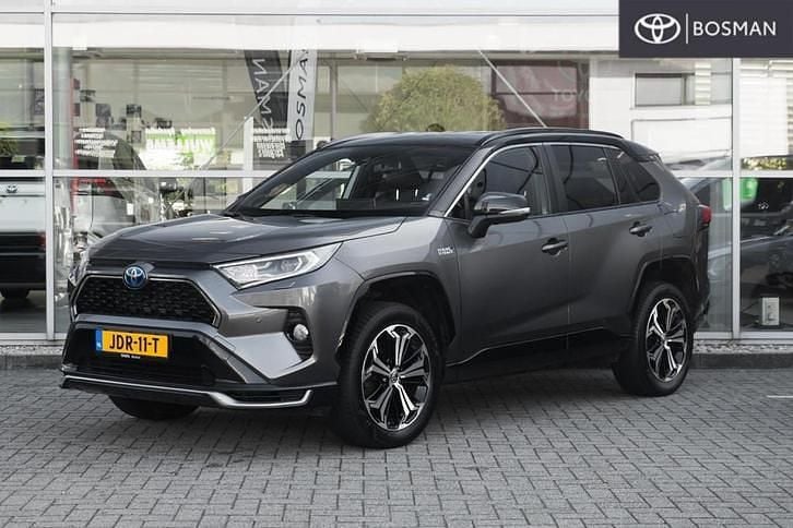Grijs Gebruikt 2020 Toyota RAV4 Style SUV | € 35.950 (Iets duurder) - Afbeelding 1/1