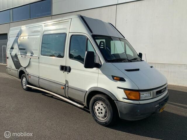 Wit Gebruikt 2004 Iveco 35.12 Van | € 3.750 - Afbeelding 1/4