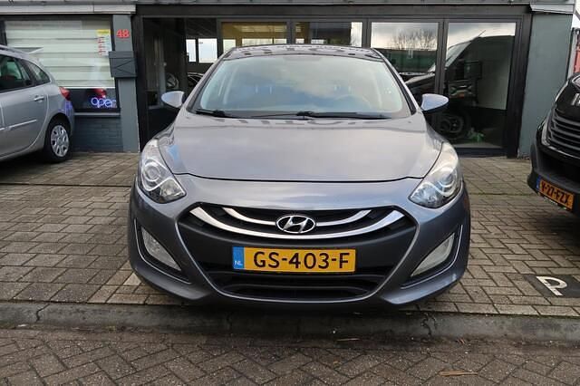 Occasion Hyundai i30 135 PK (99 kW) 2015 Grijs (metallic) Hatchback
