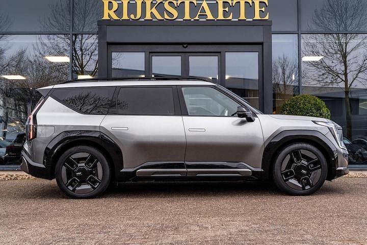Occasion Kia EV9 GT-Line 283 kW (385 PK) 2024 Grijs (metallic) SUV