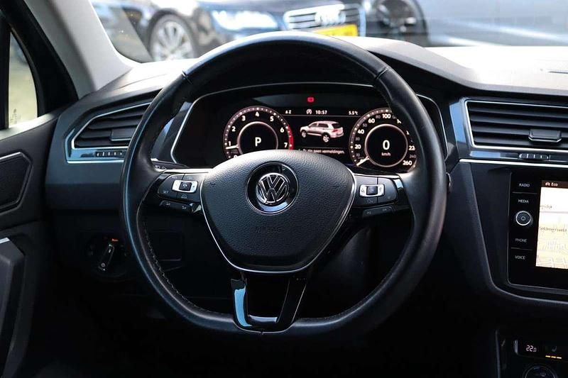Occasion VW Tiguan Highline 180 PK (132 kW) 2017 Zwart SUV