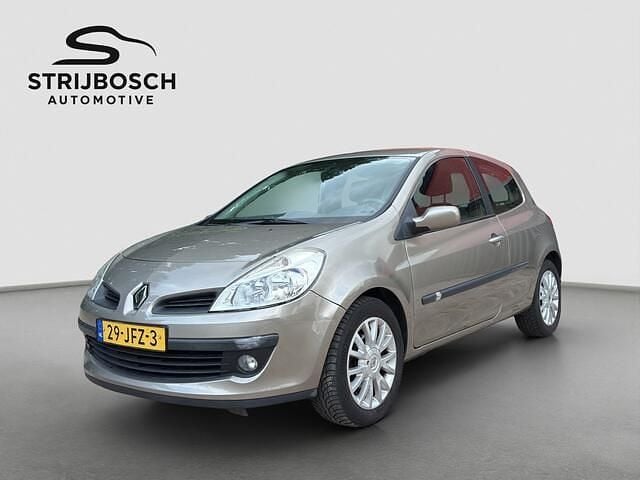 Beige Gebruikt 2009 Renault Clio R.S. Collection Hatchback | € 1.490 (Eerlijke prijs) - Afbeelding 1/4