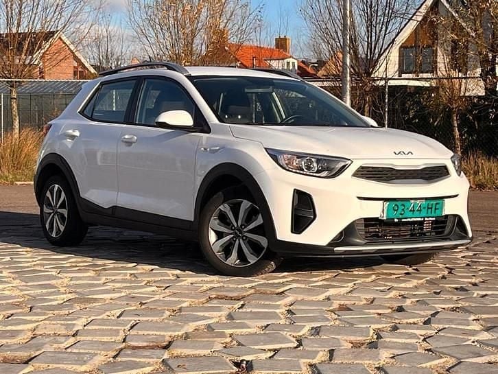 Gebruikt 2024 Kia Stonic SUV | € 19.750 (Eerlijke prijs) - Afbeelding 1/4