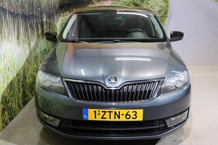 Occasion Skoda Rapid Style 86 PK (63 kW) 2015 Grijs (metallic) Hatchback