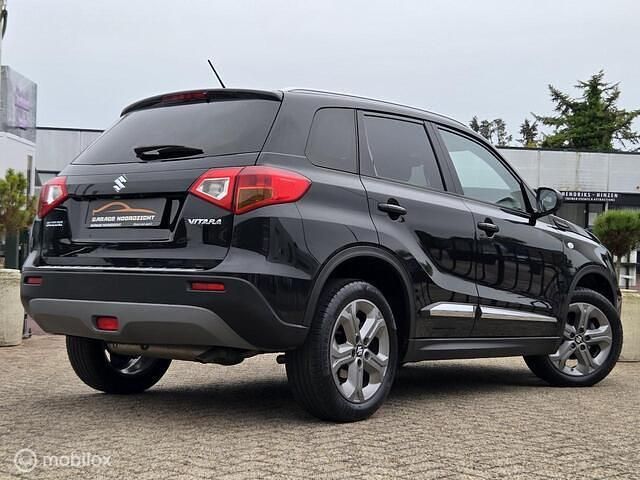 Occasion Suzuki Vitara Exclusive 120 PK (88 kW) 2018 Zwart SUV