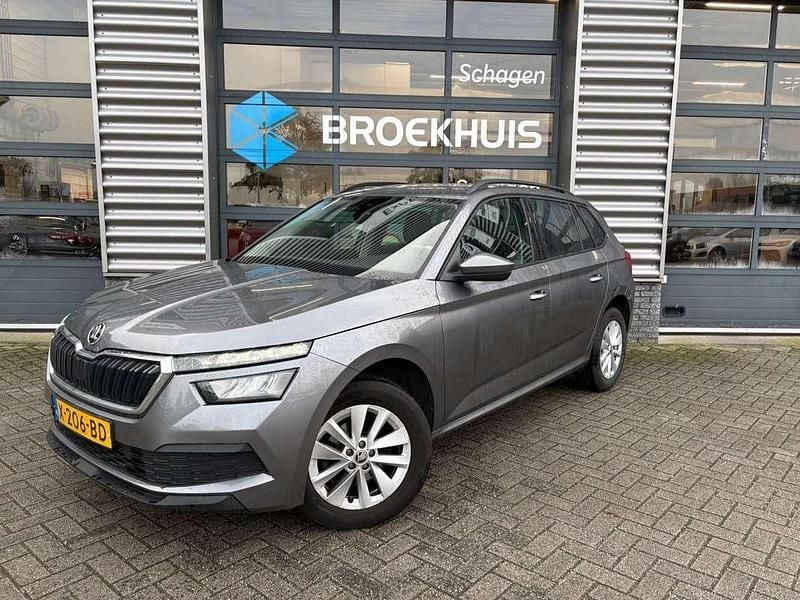 Grijs Gebruikt 2023 Skoda Kamiq Ambition SUV | € 19.900 (Goede deal) - Afbeelding 1/4