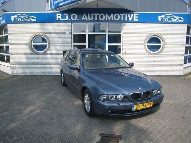 Occasion BMW 525 Lifestyle 192 PK (141 kW) 2002 Blauw Stationwagen