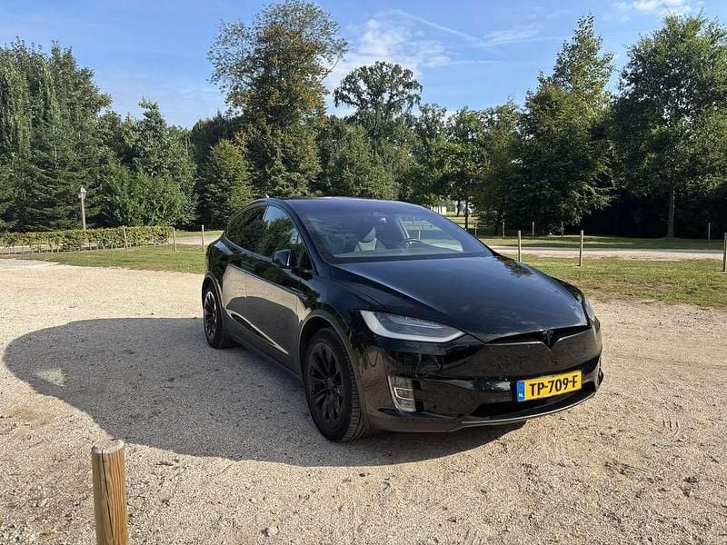 Zwart Occasion 2018 Tesla Model X SUV | € 25.500 (Goede deal) - Afbeelding 1/4