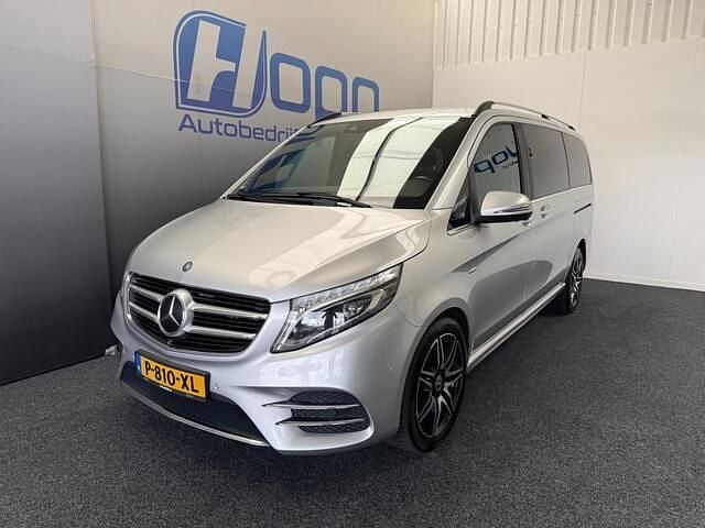 Grijs Gebruikt 2016 Mercedes V250 Exclusive MPV | € 54.950 - Afbeelding 1/4