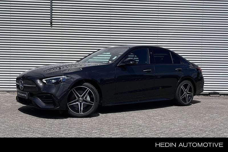 Grijs Nieuw 2025 Mercedes C300e AMG line Sedan | € 68.920 (Iets duurder) - Afbeelding 1/4
