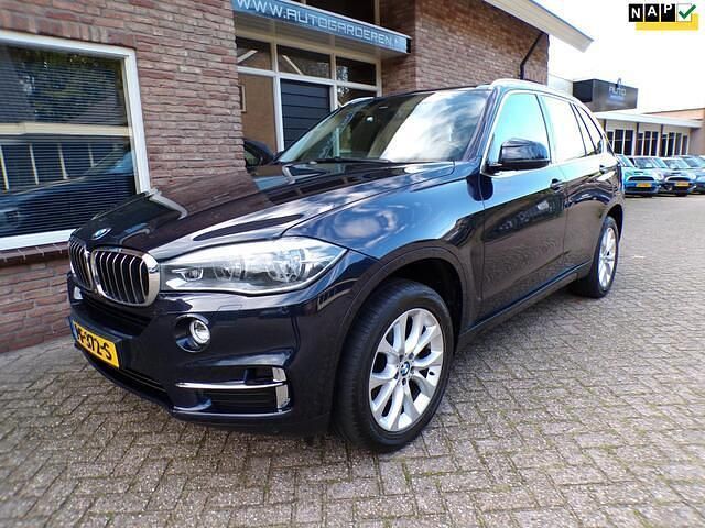 Blauw Gebruikt 2017 BMW X5 Executive SUV | € 30.950 (Goede deal) - Afbeelding 1/4
