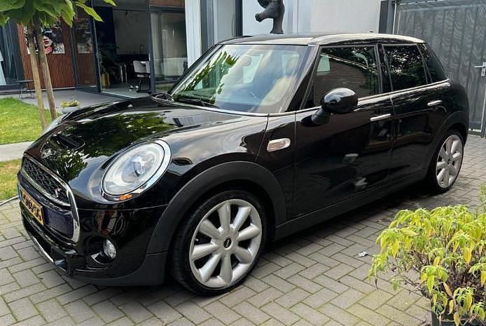 Gebruikt 2014 Mini Cooper S Hatchback | € 11.750 - Afbeelding 1/4