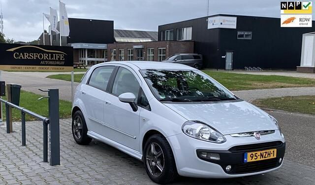 Wit Gebruikt 2010 Fiat Punto Evo Dynamic Hatchback | € 2.899 (Iets duurder) - Afbeelding 1/4