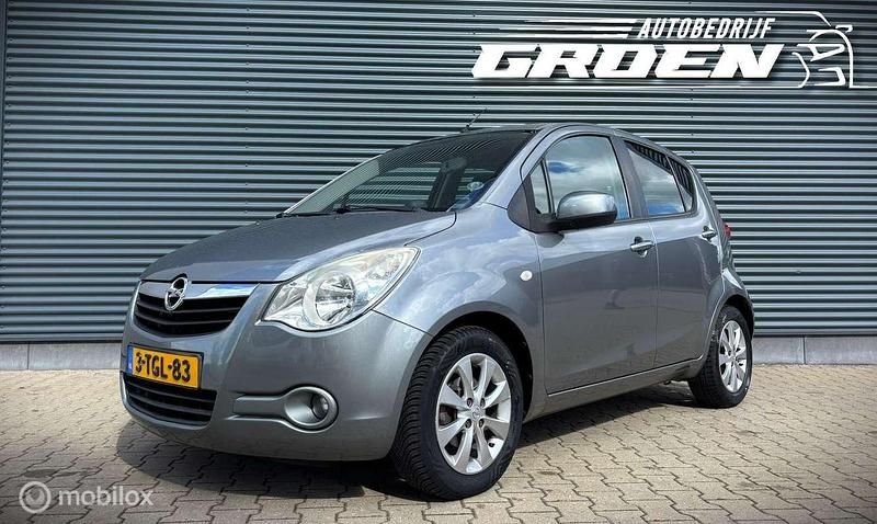Grijs Gebruikt 2014 Opel Agila Hatchback | € 4.950 (Eerlijke prijs) - Afbeelding 1/4