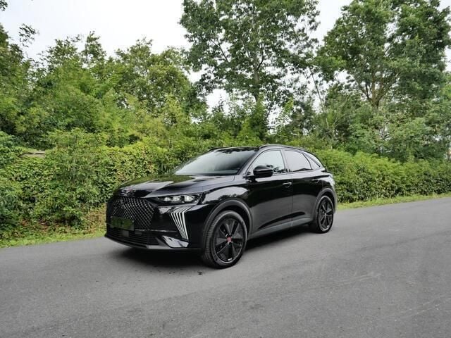 Zwart Gebruikt 2023 DS Automobiles DS7 Crossback Performance SUV | € 35.900 (Goede deal) - Afbeelding 1/4