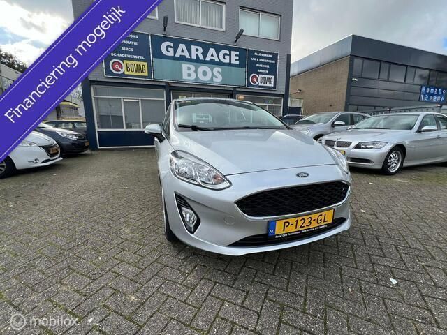 Grijs Gebruikt 2018 Ford Fiesta Trend Hatchback | € 7.790 (Goede deal) - Afbeelding 1/4