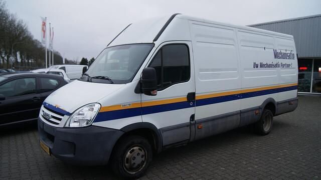 Wit Gebruikt 2009 Iveco Daily Van | € 3.750 - Afbeelding 1/4