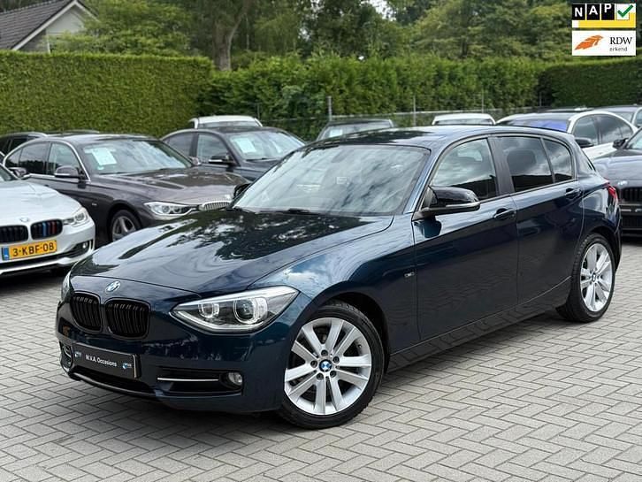 Blauw Gebruikt 2013 BMW 116 Executive Hatchback | € 9.950 (Eerlijke prijs) - Afbeelding 1/4