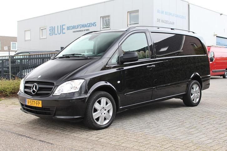 Zwart Gebruikt 2012 Mercedes Vito Van | € 7.950 (Goede deal) - Afbeelding 1/4