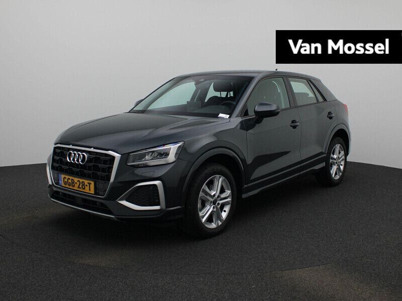 Grijs Gebruikt 2024 Audi Q2 Advanced SUV | € 34.900 (Iets duurder) - Afbeelding 1/4