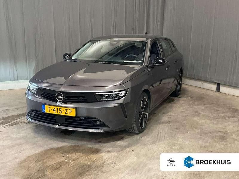 Grijs Gebruikt 2023 Opel Astra Stationwagen | € 21.945 (Super prijs) - Afbeelding 1/4