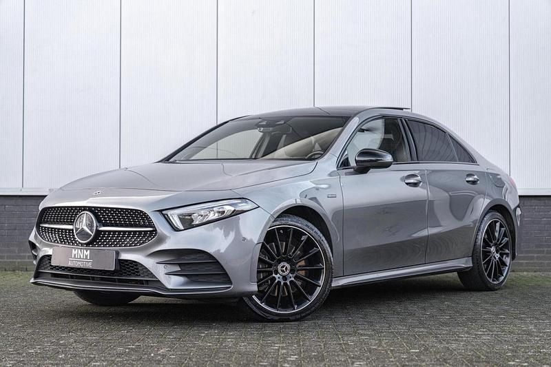 Occasion Mercedes A250 AMG 160 PK (117 kW) 2020 Grijs Sedan