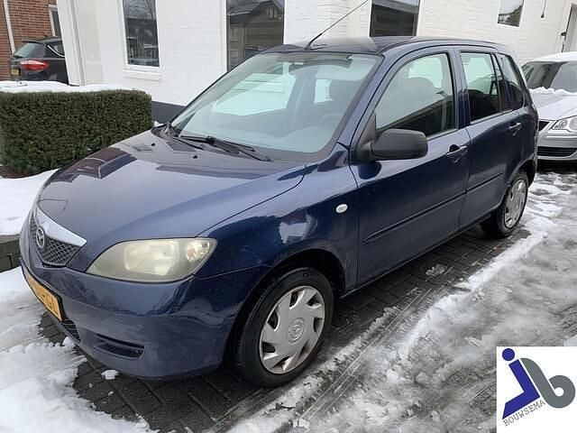 Blauw Occasion 2005 Mazda 2 Exclusive MPV | € 1.090 (Eerlijke prijs) - Afbeelding 1/4