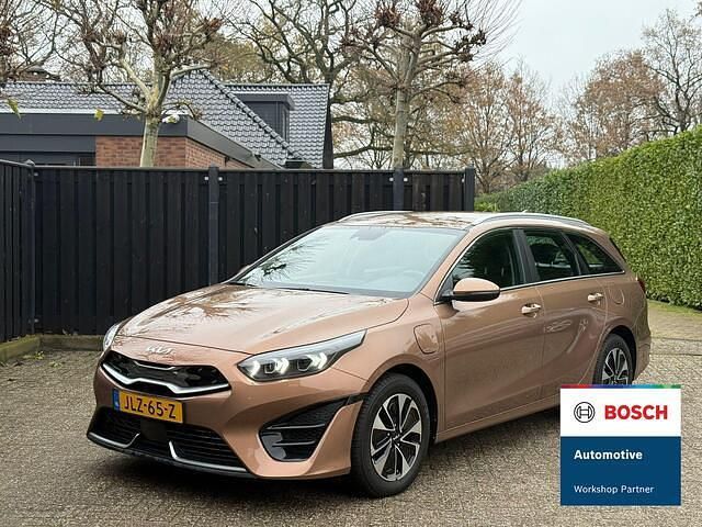 Bruin Gebruikt 2022 Kia Ceed Sportswagon Stationwagen | € 20.990 (Eerlijke prijs) - Afbeelding 1/4