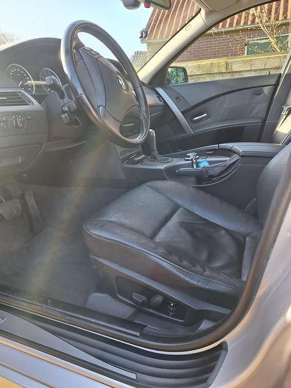 Occasion BMW 525 218 PK (160 kW) 2006 Zilver Sedan