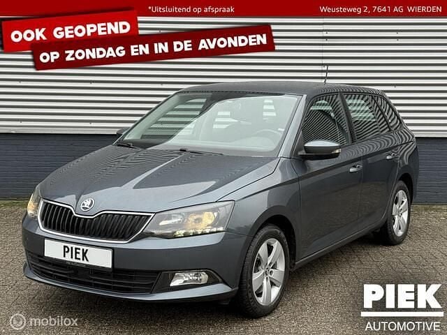 Grijs Occasion 2015 Skoda Fabia First Edition Stationwagen | € 8.999 (Goede deal) - Afbeelding 1/3