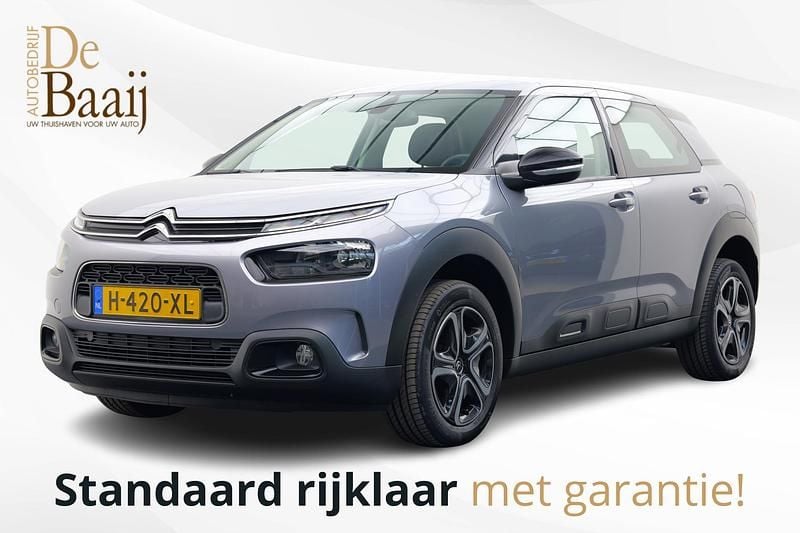 Grijs Gebruikt 2020 Citroën C4 Feel SUV | € 11.450 (Super prijs) - Afbeelding 1/4