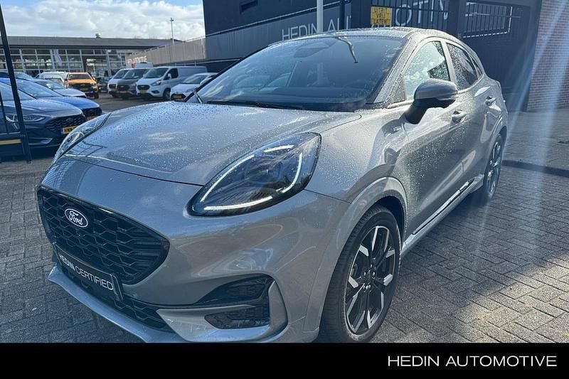 Grijs Gebruikt 2024 Ford Puma Gen-E ST-Line SUV | € 27.945 (Eerlijke prijs) - Afbeelding 1/4