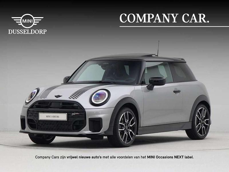Grijs Gebruikt 2025 Mini Cooper Hatchback | € 45.901 - Afbeelding 1/4