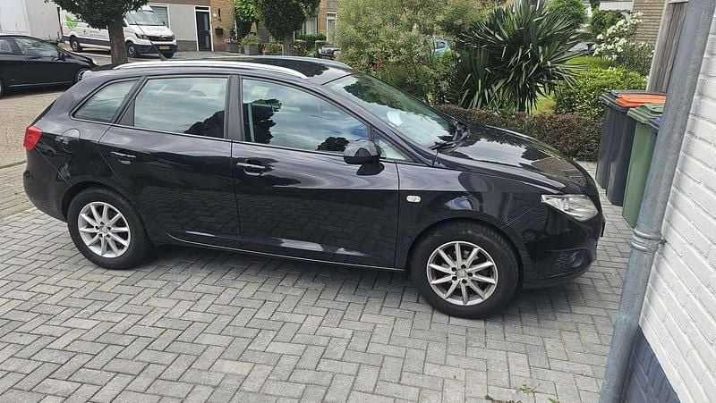 Zwart Occasion 2010 Seat Ibiza ST Style Stationwagen | € 4.250 (Eerlijke prijs) - Afbeelding 1/4