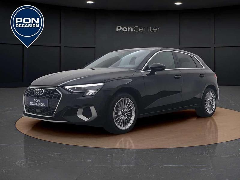 Zwart Occasion 2023 Audi A3 Sportback Advanced Hatchback | € 25.450 (Eerlijke prijs) - Afbeelding 1/3