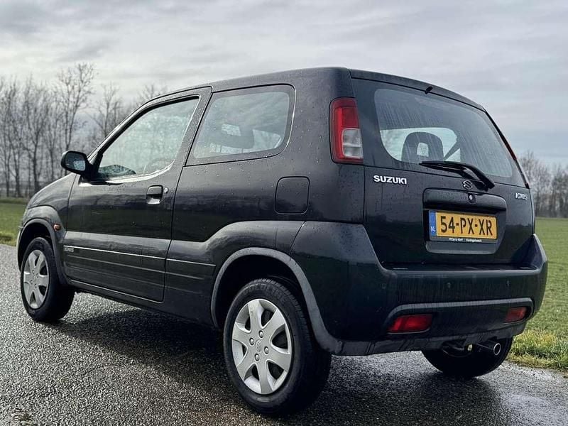 Occasion Suzuki Ignis GL 83 PK (61 kW) 2005 Zwart Hatchback