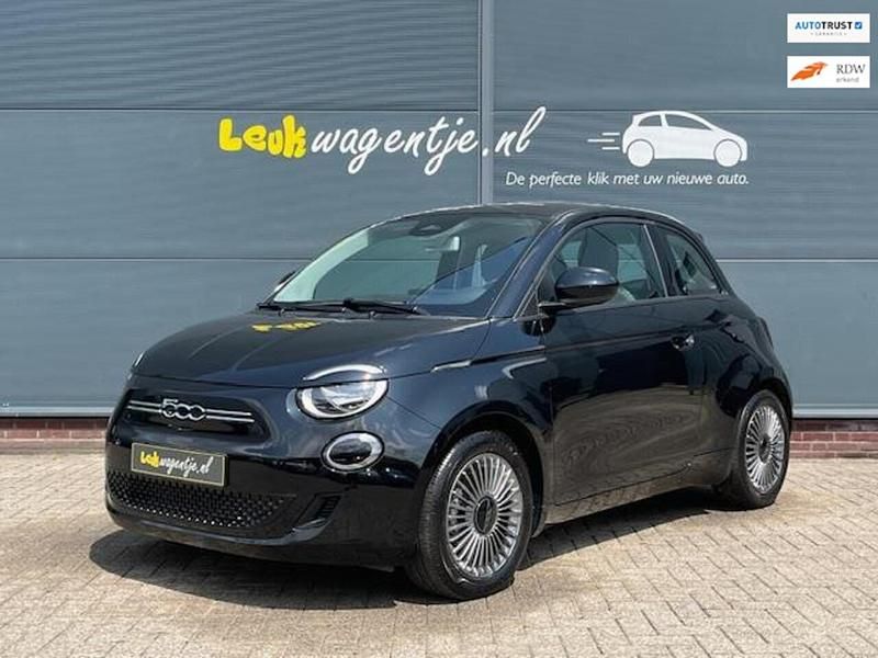 Occasion Fiat 500e Icon 69 kW (95 PK) 2023 Zwart Hatchback