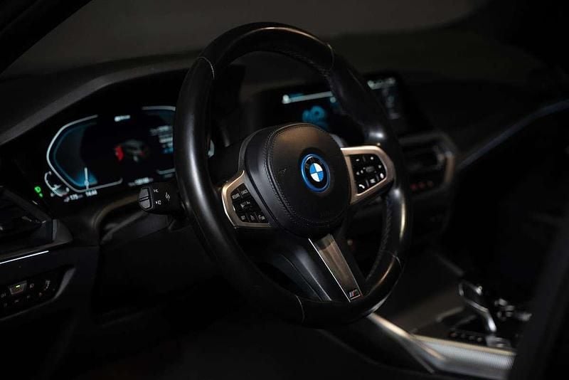 Occasion BMW 330e M Sport 292 PK (214 kW) 2022 Zwart Stationwagen